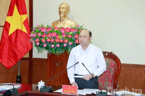 Thanh Hóa nghe báo cáo hai đề án lớn về ổn định dân cư miền núi và phát triển HTX nông nghiệp