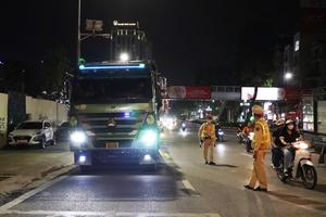 CSGT Hà Nội xử lý nhiều trường hợp xe quá tải, xử phạt gần 120 triệu đồng