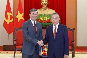 Tổng Bí thư Tô Lâm tiếp Giám đốc Học viện Tổng thống Liên bang Nga