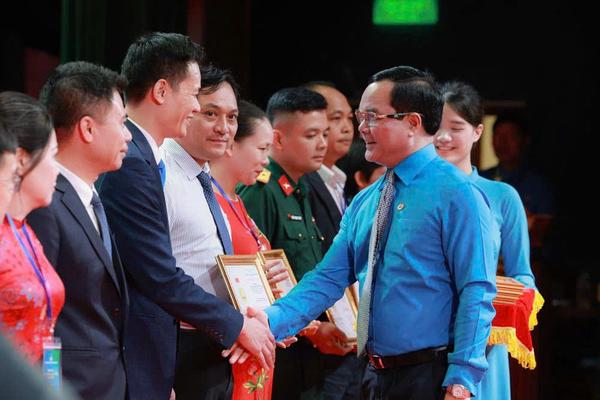 Sáng tạo - hành trang đầy tự tin của công nhân trong kỷ nguyên mới