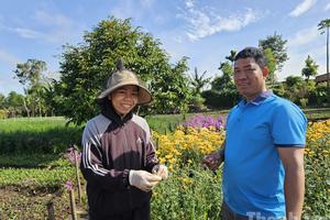 Người uy tín “gieo hạt” tự chủ, mở lối chuyển đổi cây trồng ở Quảng Phú