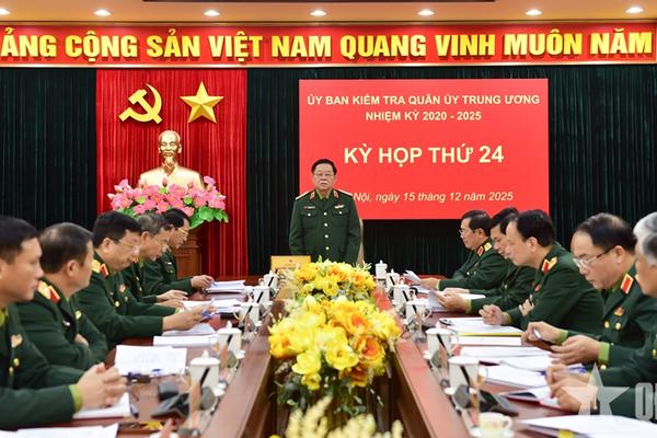 Đổi mới mạnh mẽ tư duy kiểm tra, giám sát: Xây dựng cơ chế cảnh báo sớm, chủ động phòng ngừa vi phạm