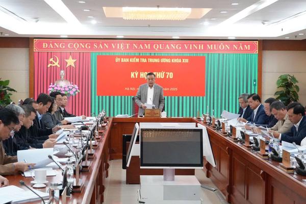 Ủy ban Kiểm tra Trung ương kỷ luật 1 Thứ trưởng và 1 nguyên Thứ trưởng