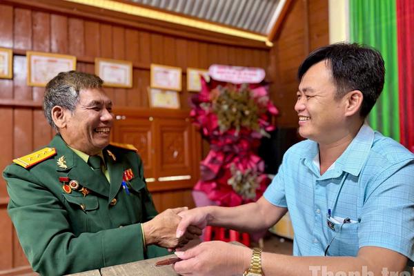 Già làng Y Sức Byă – điểm tựa niềm tin của buôn M’lốc A (xã M’Đrắk)