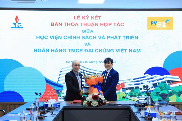PVcomBank và Học viện Chính sách và Phát triển ký thỏa thuận hợp tác toàn diện, hỗ trợ phát triển nguồn nhân lực chất lượng cao