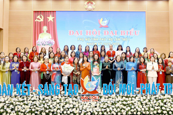 Phó Chủ tịch Ủy ban MTTQ tỉnh Phú Thọ Nguyễn Hồng Nhung tiếp tục giữ chức vụ Chủ tịch Hội Liên hiệp phụ nữ tỉnh