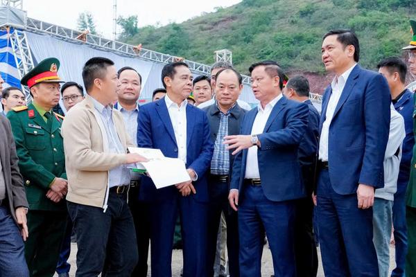 Nghệ An trước thềm Xuân mới: Tăng trưởng vững nhịp, thêm ấm lòng dân