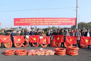 Ninh Bình: Bộ Tư lệnh Vùng Cảnh sát biển 1 triển khai Chương trình “Cảnh sát biển đồng hành với ngư dân”