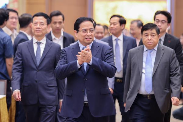 Thủ tướng: Có cách đi tốt, Việt Nam sẽ rút ngắn thời gian phát triển kinh tế số, xã hội số