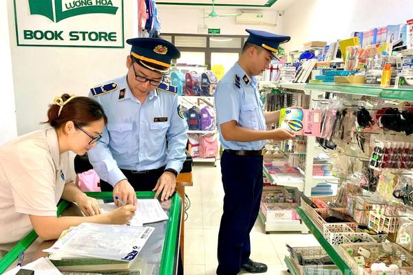 Giữ “lá chắn” cho thị trường: Dấu ấn kiểm tra, giám sát và phối hợp liên ngành của Quản lý thị trường Thanh Hóa năm 2025