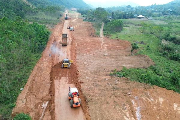 Phú Thọ tạo đột phá hạ tầng giao thông, mở rộng không gian phát triển liên vùng