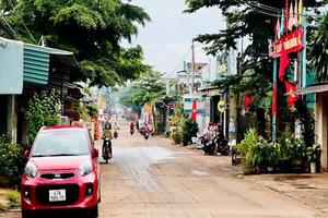 Người có uy tín – nhịp cầu gắn kết ý Đảng, lòng dân ở xã Ea Wy