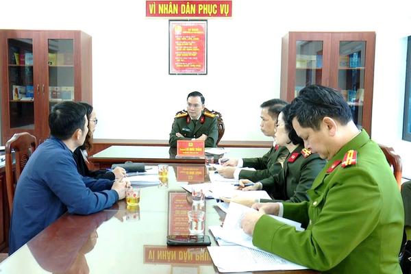 Giám đốc Công an tỉnh Ninh Bình tiếp công dân định kỳ