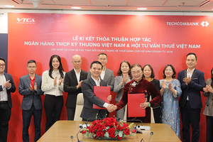 Techcombank hợp tác với Hội tư vấn Thuế hỗ trợ hộ kinh doanh chuyển đổi thuế và phát triển bền vững