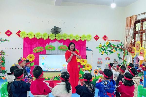 Lạng Sơn đạt chuẩn biết chữ mức độ 2 ở các nhóm độ tuổi