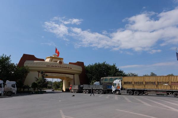 Giữ bình yên tuyến biên giới Lao Bảo trước thềm Xuân mới