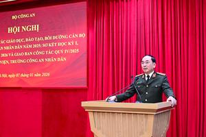 Thứ trưởng Trần Quốc Tỏ: Đào tạo phải bám sát nhu cầu thực tiễn và mô hình tổ chức mới