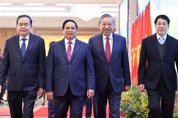 Tổng Bí thư cùng các lãnh đạo chủ chốt dự hội nghị Chính phủ với địa phương