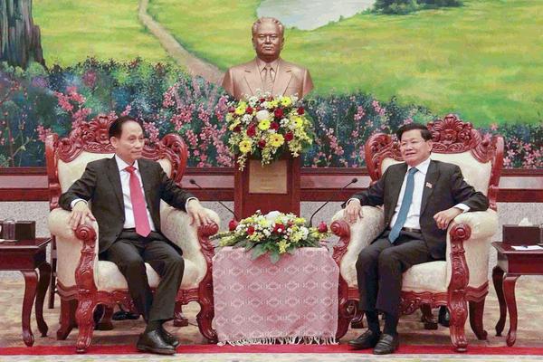 Tổng Bí thư, Chủ tịch nước Lào tin tưởng Việt Nam sẽ tổ chức thành công Đại hội XIV