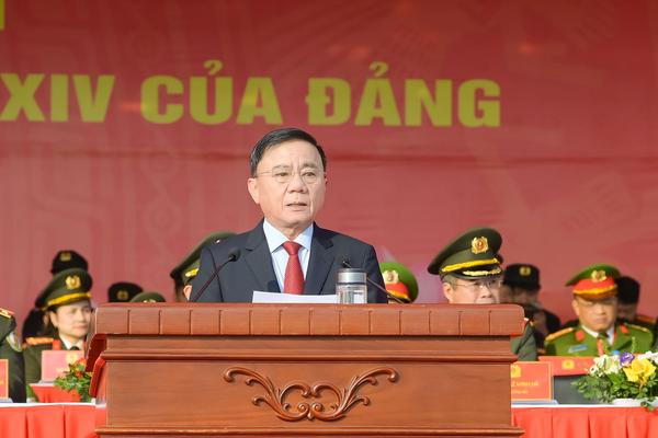 Thường trực Ban Bí thư dự Lễ xuất quân và diễn tập phương án bảo vệ Đại hội XIV của Đảng