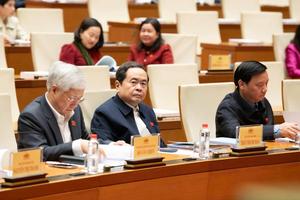 Thông qua danh sách 122 nhân sự ứng cử đại biểu Quốc hội chuyên trách ở Trung ương