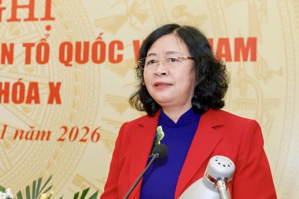 Hiệp thương cử nhân sự thống nhất tuyệt đối