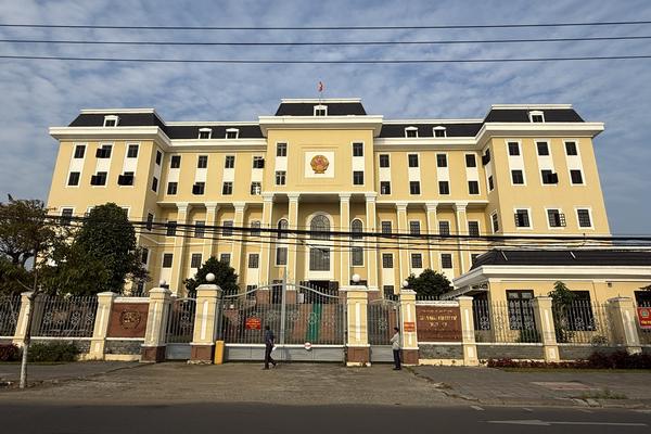 Vụ tòa công nhận giấy mua bán đất nông nghiệp viết tay: Mòn mỏi chờ thi hành án