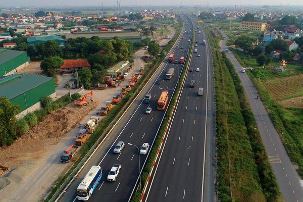 Khẩn trương rà soát, đầu tư nâng cấp hoàn thiện các tuyến đường bộ cao tốc