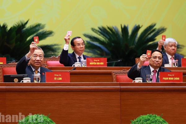 Người dân mong được lắng nghe, hướng dẫn rõ ràng, giải quyết minh bạch