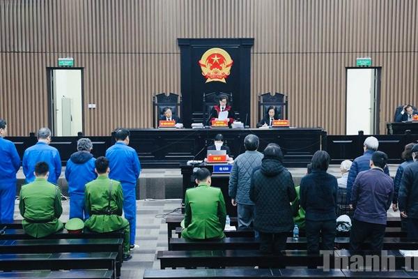 Toà án Nhân dân Hà Nội mở phiên toà xét xử các bị cáo trong vụ án tại Tổng Công ty Xi măng Việt Nam và các đơn vị liên quan