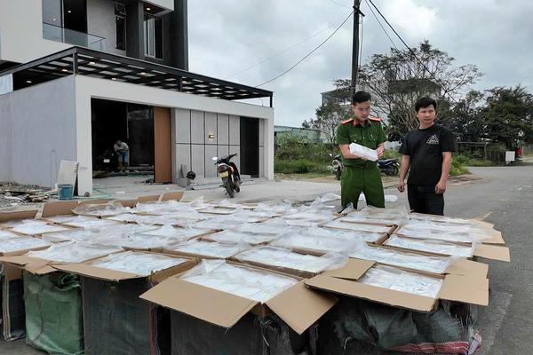 Đà Nẵng: Thu giữ số lượng lớn thuốc lá nhập lậu