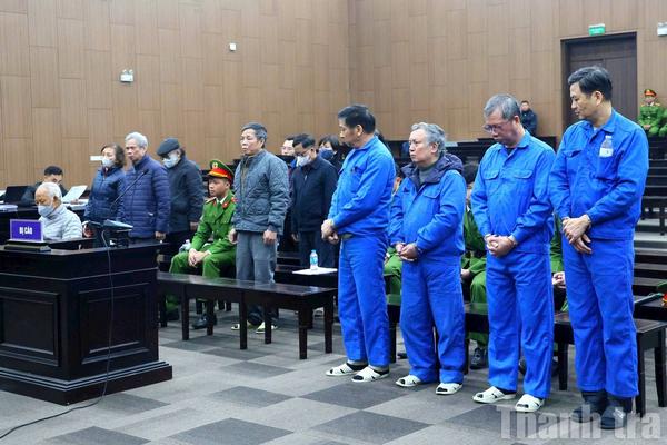 Cựu Tổng giám đốc Tổng Công ty Xi măng Việt Nam bị tuyên lãnh án 15 năm tù