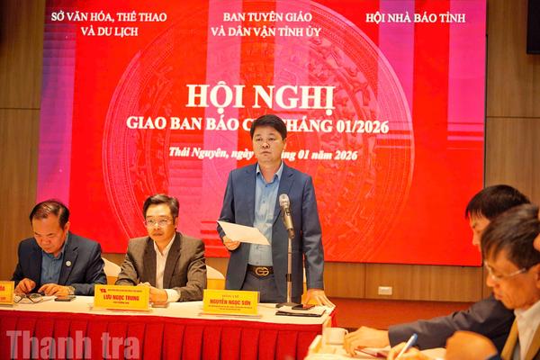 Thái Nguyên trưng bày báo Xuân tại Lễ hội Lồng tồng Ba Bể