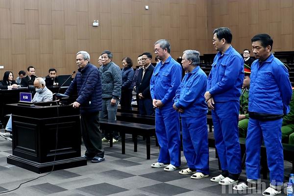 Cựu Chủ tịch HĐTV VICEM: “Cái giá vô cùng đắt đỏ, không thể tính bằng tiền”