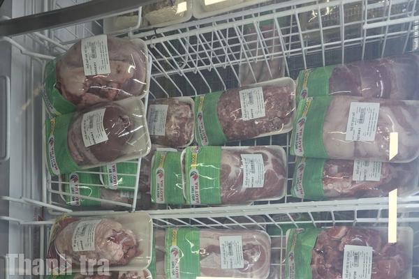 Siết chặt kiểm soát giá cả và chất lượng thịt lợn dịp Tết 2026