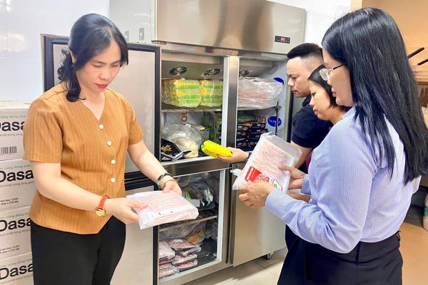 Tây Ninh: Phòng ngừa các biến động thị trường ảnh hưởng đến người dân dịp Tết Nguyên đán