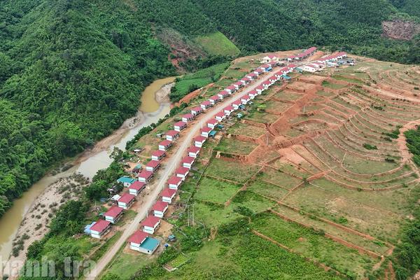 Quảng Trị: Đường vào bản mở lối, vùng cao khởi sắc