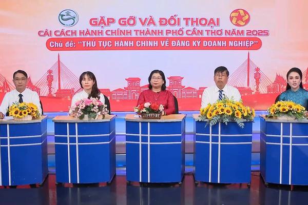 Cần Thơ: Đồng hành cùng doanh nghiệp nhỏ và vừa tháo gỡ rào cản pháp lý, thúc đẩy hội nhập