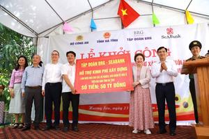 Madame Nguyễn Thị Nga và Tập đoàn BRG vinh dự được trao tặng Bằng khen của Thủ tướng Chính phủ