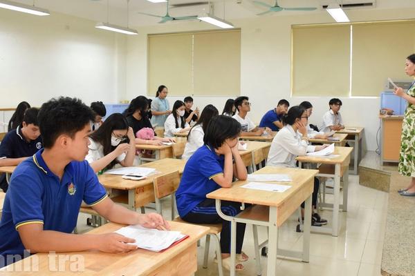 Giới hạn 10 nguyện vọng: Giảm tỉ lệ "ảo", tăng tính thực chất