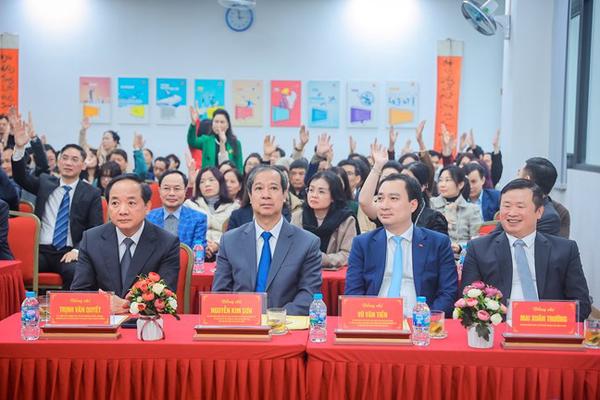 Cử tri tín nhiệm các ông Trịnh Văn Quyết và Nguyễn Kim Sơn ứng cử đại biểu Quốc hội khóa XVI