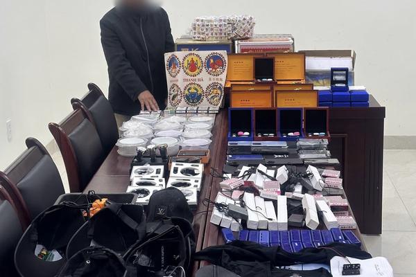 Thu giữ số lượng lớn thiết bị phục vụ hoạt động “cờ bạc bịp”