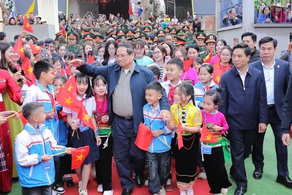 Thủ tướng yêu cầu hoàn thành Trường liên cấp Cẩm Thạch trước 31/8