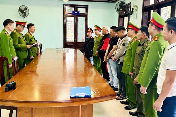 Công an TP Huế: Khởi tố, bắt tạm giam 3 đối tượng trong vụ khai thác trái phép tại mỏ La Dứt