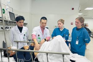 Bài 1: Tết nơi bệnh viện - tinh thần nhân văn của ngành Y tế