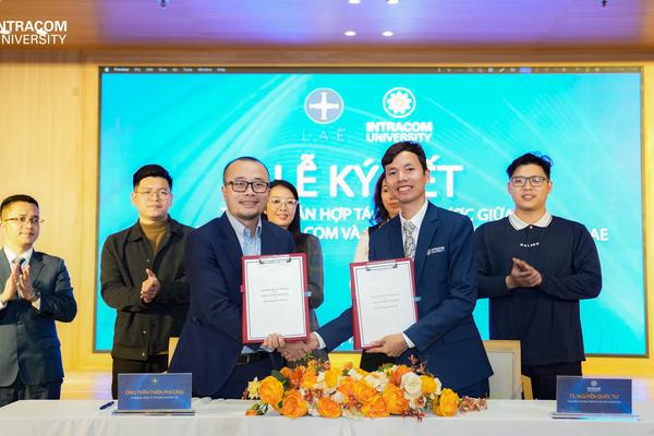 Trường Đại học, Intracom “đón đầu" đào tạo phi công drone và robot công nghệ cao