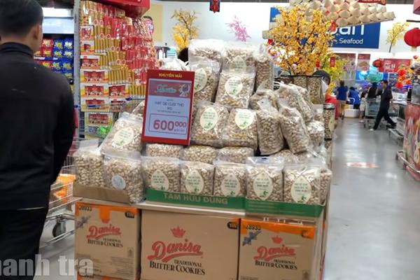 Thị trường Tết Bính Ngọ: Nguồn cung dồi dào, giá cả ổn định