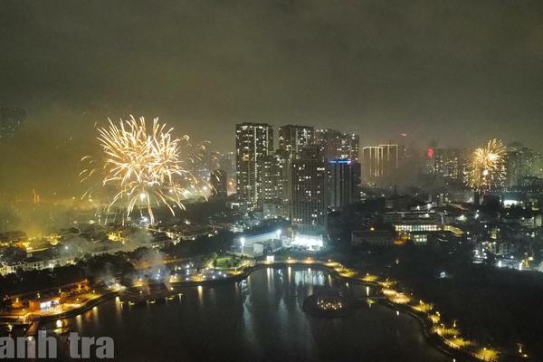 Đêm Thăng Long Rực Rỡ: Bản Giao Hưởng Ánh Sáng Mừng Xuân Của Kỷ Nguyên Mới