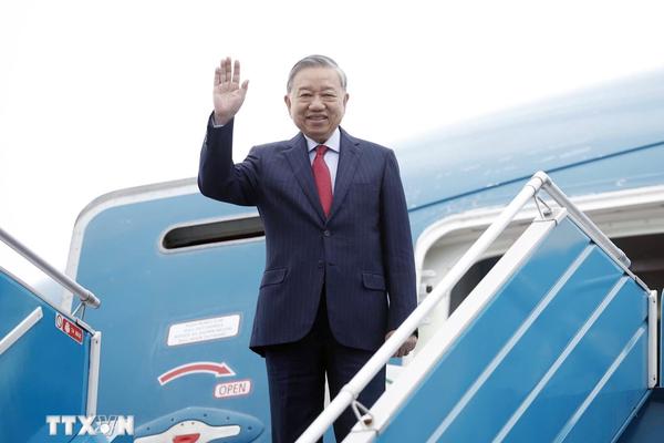 Tổng Bí thư Tô Lâm lên đường tham dự cuộc họp khai mạc Hội đồng Hòa bình về Gaza