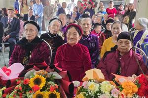 Ngày Xuân mừng thọ: Nét đẹp hiếu nghĩa ở phố Tân Dân